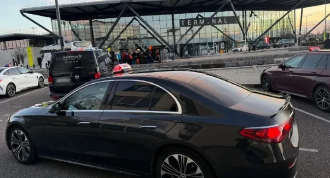 elite-kz-taxi-lyon-taxi-aeroport